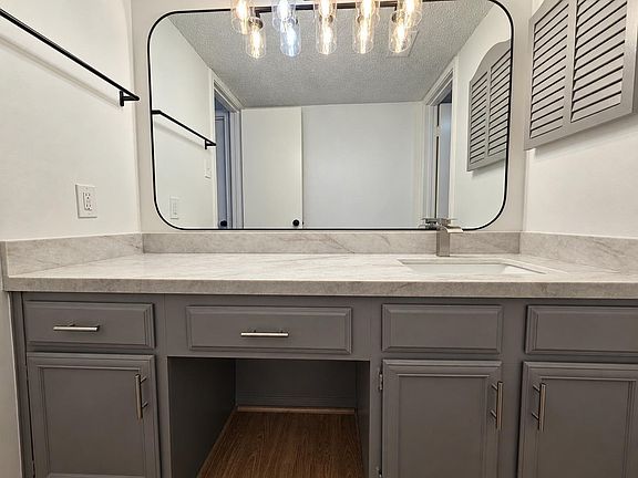 5th image of 8167 Sands Point Dr #122