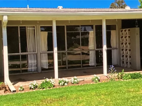 1641 Monterey Rd #M2-18, Seal Beach, CA 90740