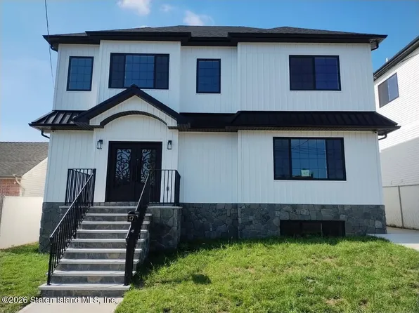 47 Schoharie St, Staten Island, NY 10301