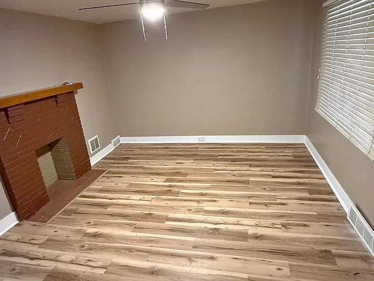 3421 Rebecca St — Photo 5