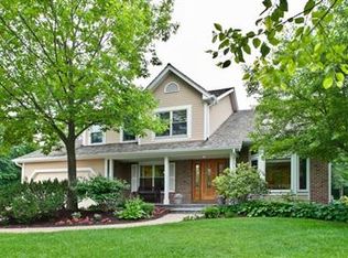 1621 Wickham Ct, Libertyville, IL