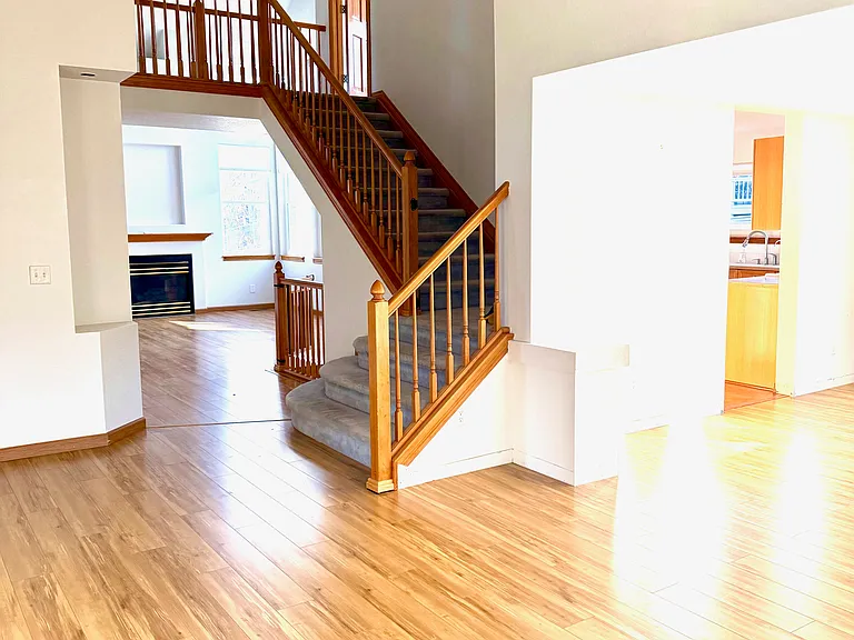 3855 Buckthorn Dr — Photo 4