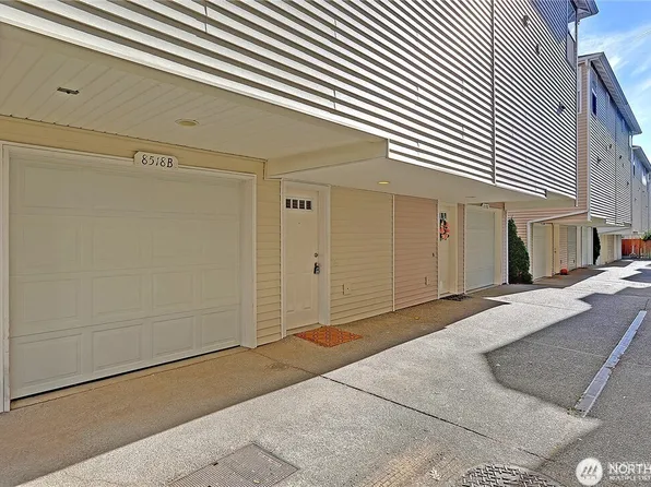 8518 Midvale Avenue NW #B, Seattle, WA 98103
