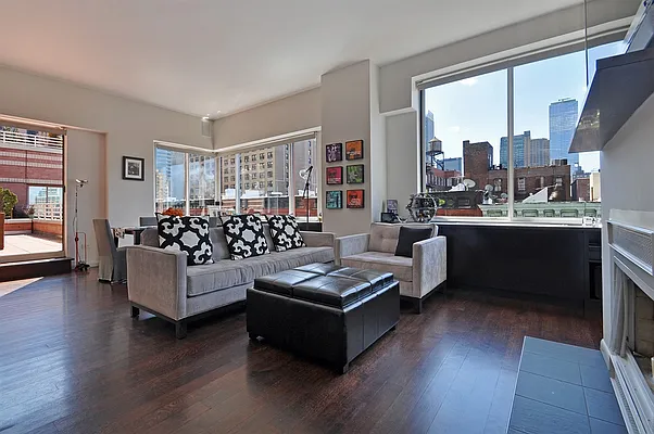 Sold by Corcoran | media 1