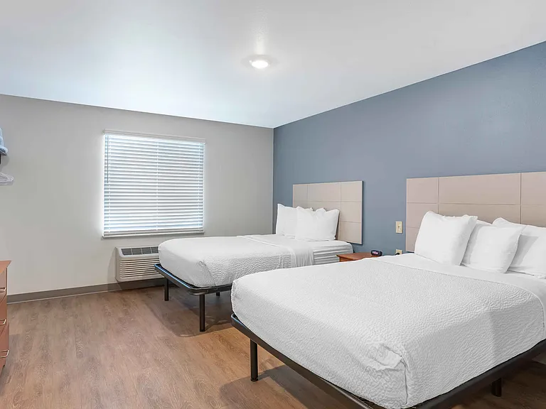 Studio Suite - 2 Full Beds