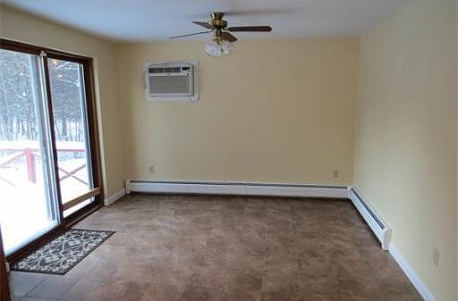 3rd image of 3 Hemlock St #A