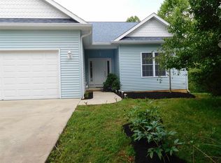 933 S Brumley Ct, Bloomington, IN 47401