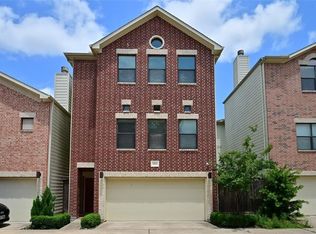 3702 Main Plaza Dr, Houston, TX 77025