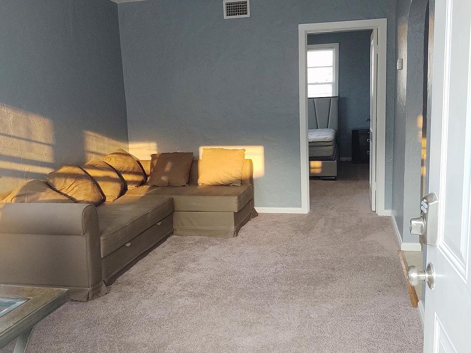 1st image of 421 Braddock Ave #B