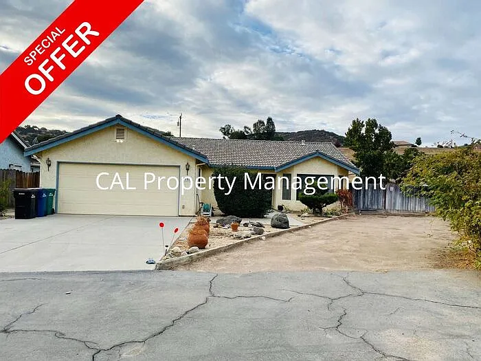 51520 Pine Creek Pl — Photo 1
