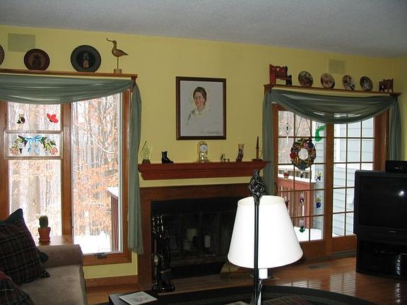 4th image of 48 Maple Hill Dr