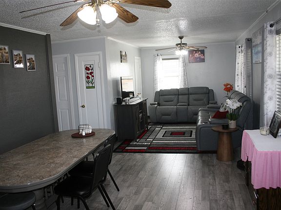 3rd image of 308 S Derby St