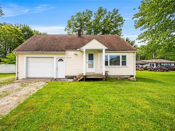 6136 Lake Rd W, Ashtabula, OH 44004