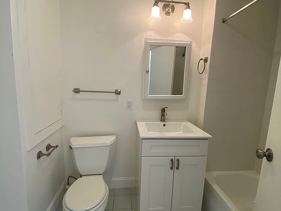 5th image of 1884 Union St #1886