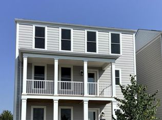 3120 Pirogue Way St, Charles, MO 63301