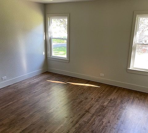 4th image of 519 N Bishop St
