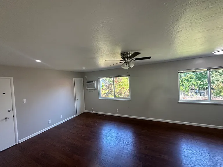 2308 T St #8 — Photo 15