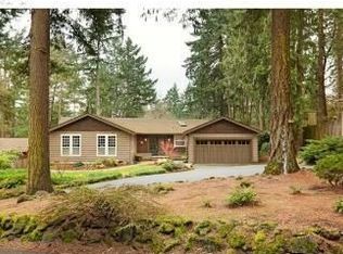 1052 Troon Rd, Lake Oswego, OR 97034