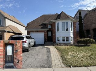 27 Wetherburn Dr, Whitby, ON