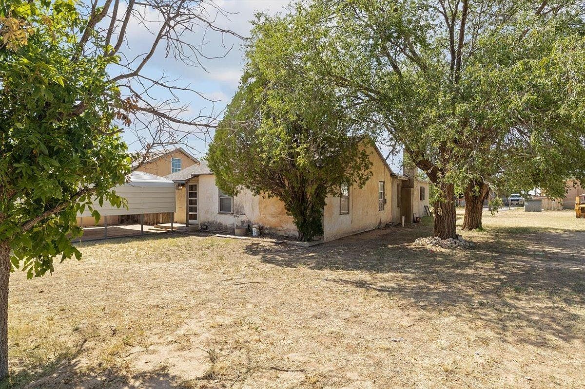 1015 11th St, Seagraves, TX 79359 MLS 202310290 Zillow