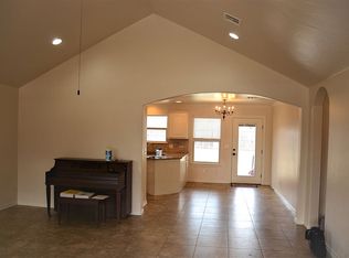 4713 Lakeshore Dr, Ardmore, OK 73401