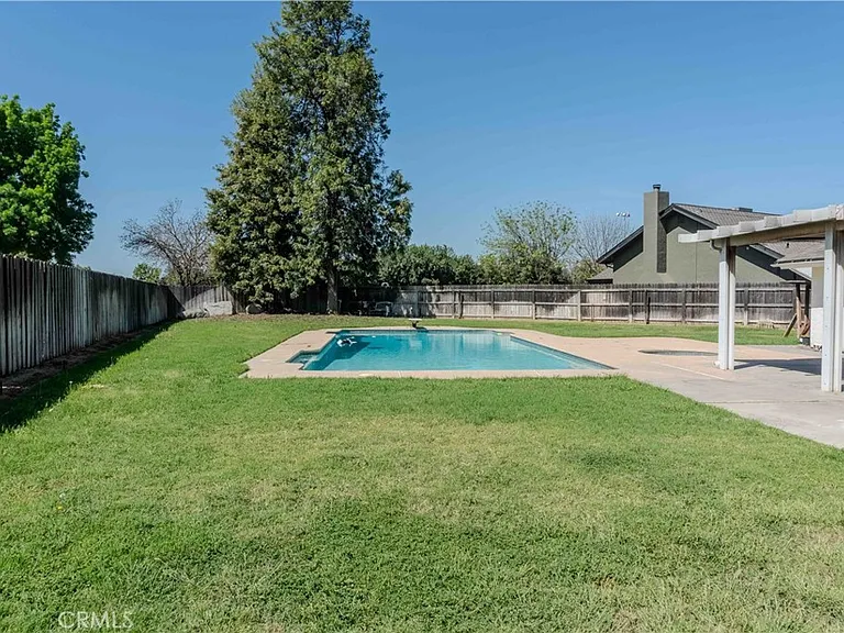 1042 Robinson Ct — Photo 50
