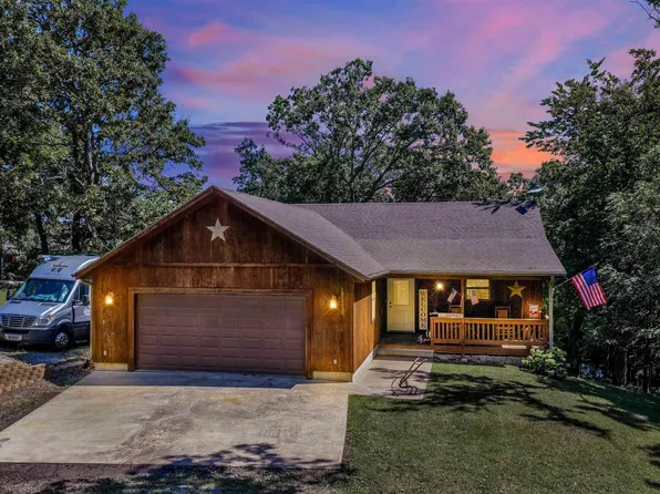 22967 Peppermint Dr, Warsaw, MO 65355