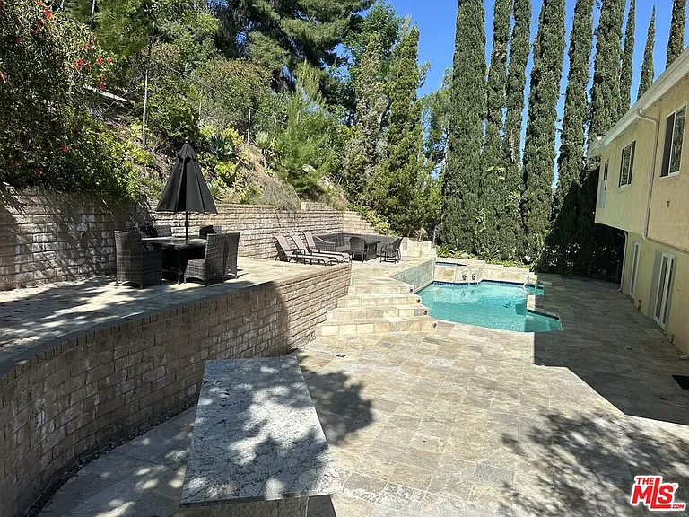 18162 Sweet Elm Dr — Photo 37