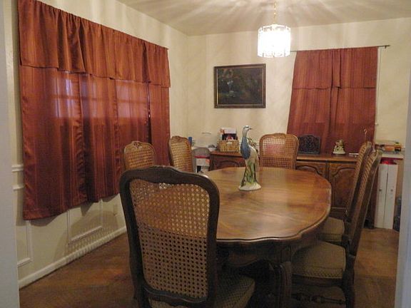 5th image of 1717 Rosewood Ave