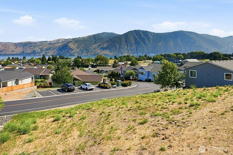 2nd image of 515 Village Drive
