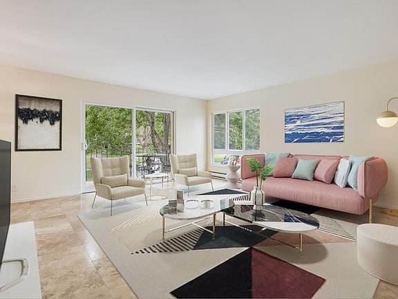 3rd image of 904 Peninsula Ave APT 204