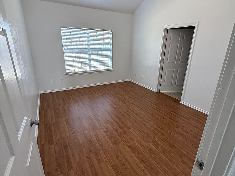 320 Woodgrove Dr #A — Photo 8