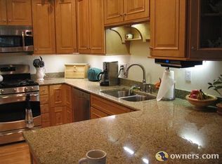 66 Beals Rd, Bedford, NH 03110