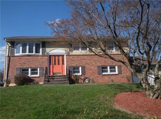 85 Pine Dr, Stony Pt, NY 10980