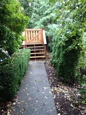 3 bed, 2.5 bath, 2155 sqft, $3,395 — Photo 4