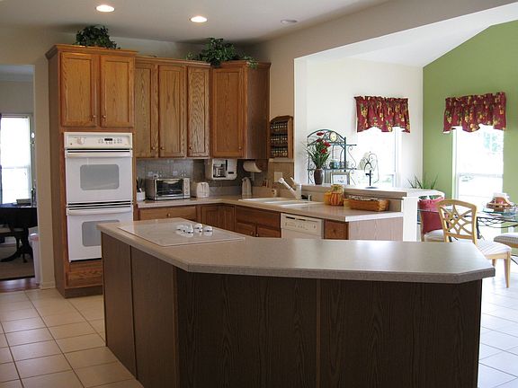 Gourmet Kitchen