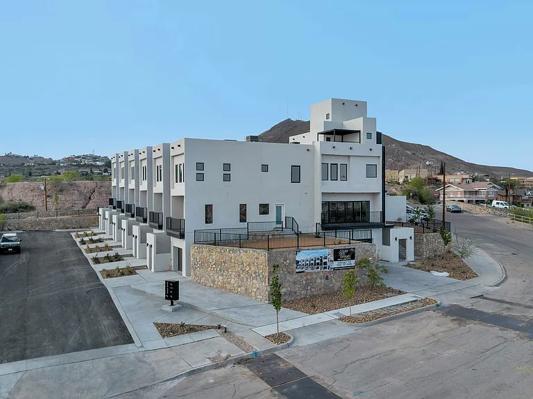 1519 Golden Hill Ter — Photo 41