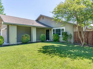 2939 Dove St, Redding, CA 96001