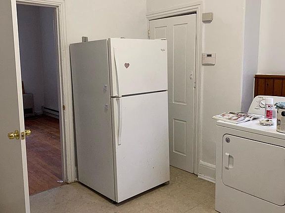3rd image of 408 Hodgson St #1