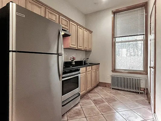 Rented by Brown Harris Stevens | media 20