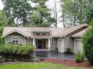 6 Shorewood Dr, Bellingham, WA 98225