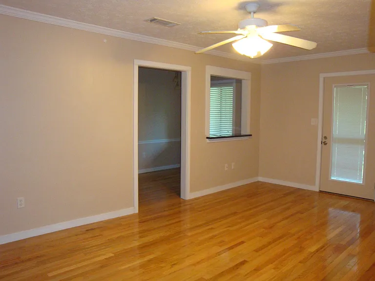 174 Talmadge St #12 — Photo 5