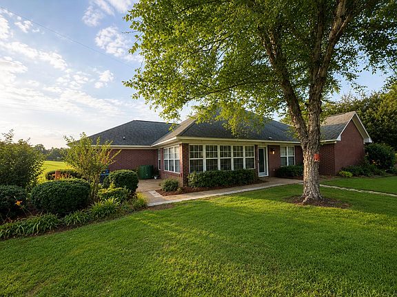 5th image of 60011 Providence Ln