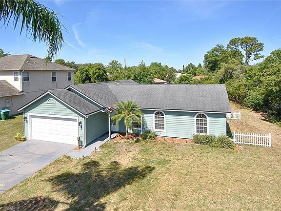 2nd image of 954 Leeward Dr