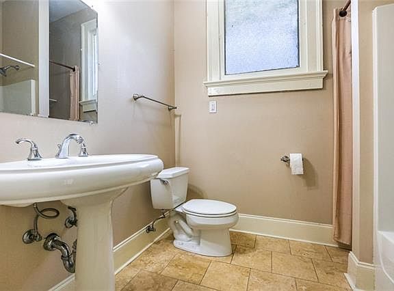 5th image of 205 S Solomon St #B