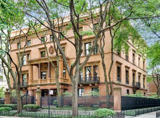 1500 N Astor St APT 9, Chicago, IL