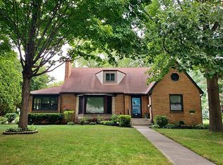 913 Eustace Dr, Dixon, IL 61021
