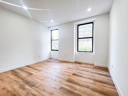 1020 3rd Ave APT B2, New York, NY 10065 | Zillow