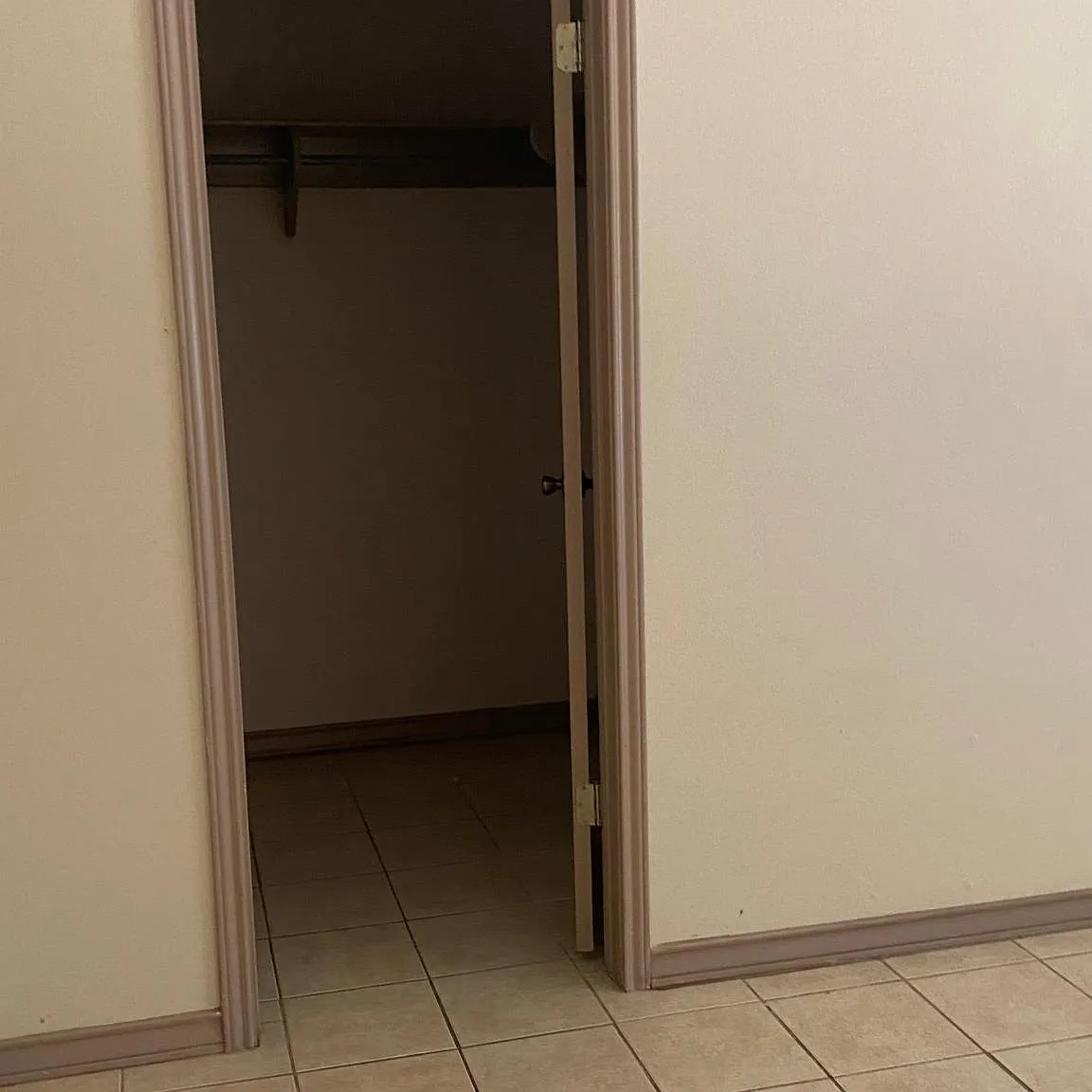 9021 Cliff Drive — Photo 4