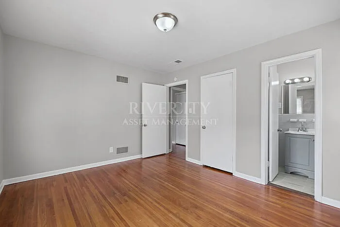 3975 Bishops Bridge Rd — Photo 17